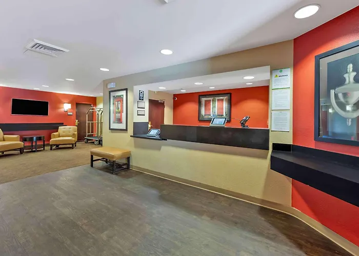 Extended America - Chicago - - Forest Hotel